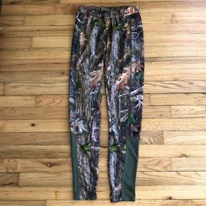 Women’s XS SHE Camo Leggings